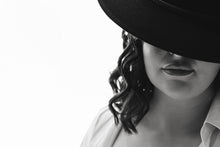 Load image into Gallery viewer, ROCKSTAR: PACKAGE 2 ~ PORTRAITS &amp; PERFORMANCE