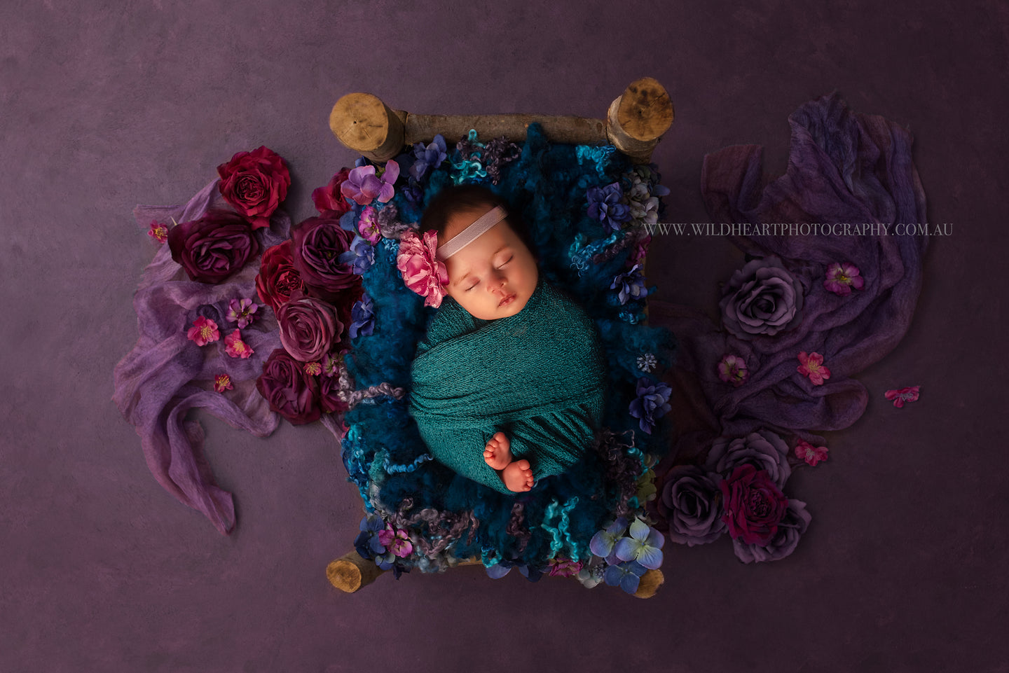 Earthside Newborn - Gold