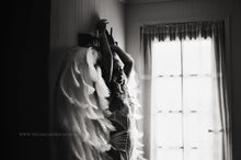 Load image into Gallery viewer, Boudoir Bombshell Classic 3 HOUR Empowerment Photo Shoot!