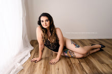 Load image into Gallery viewer, Boudoir Bombshell Classic 3 HOUR Empowerment Photo Shoot!